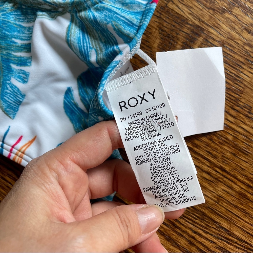 NWT Roxy Bikini Top - Picture 2 of 4